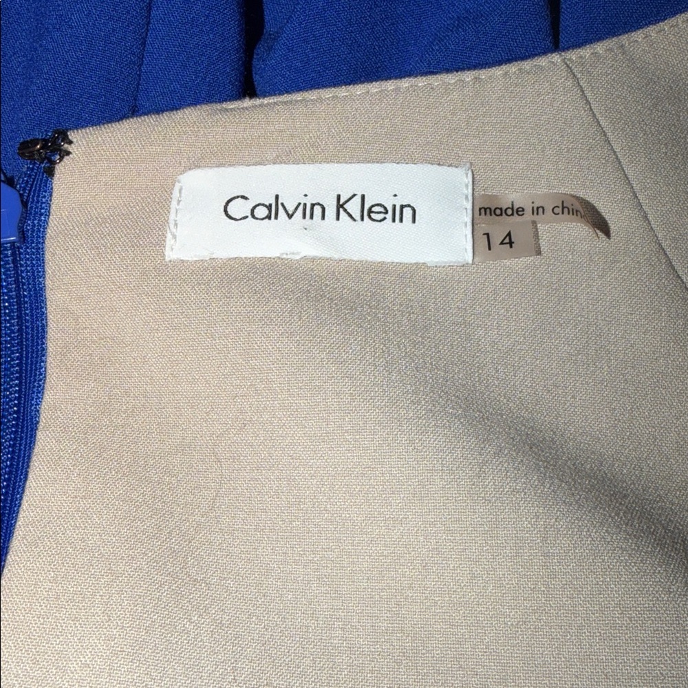 CALVIN KLEIN Ladies Cap Sleeve Ruched Sheath Dress. Royal Blue. Size 14. - Picture 8 of 10